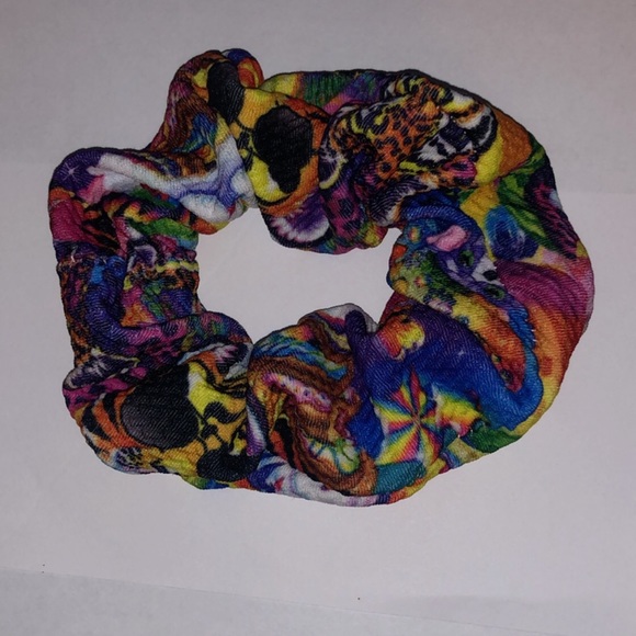 Lisa frank scrunchies 🌈😍 - Picture 1 of 1